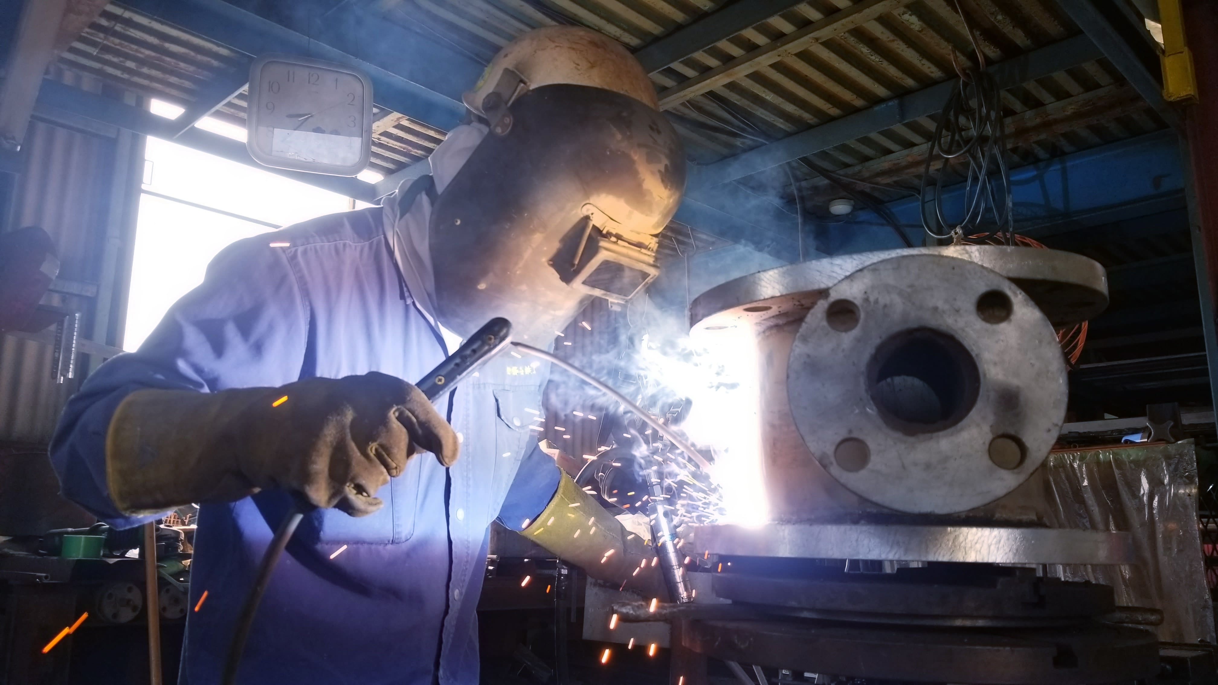 株式会社櫛谷鉄工所　溶接